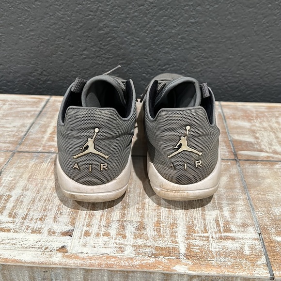 Jordan Shoes - Picture 7 of 9